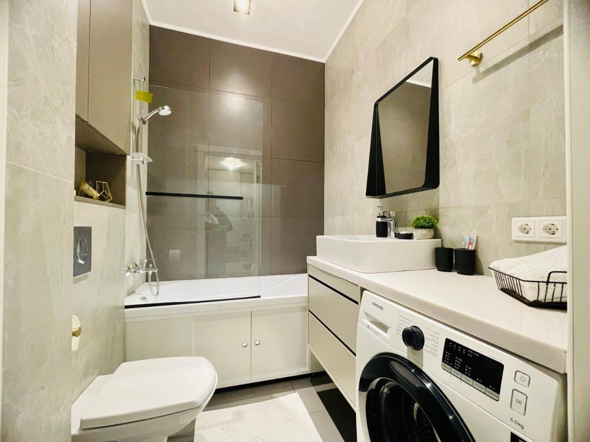 Ferienwohnung Уютная Стильная Квартира Возле Центрального Парка Горького! Almaty Exterior foto