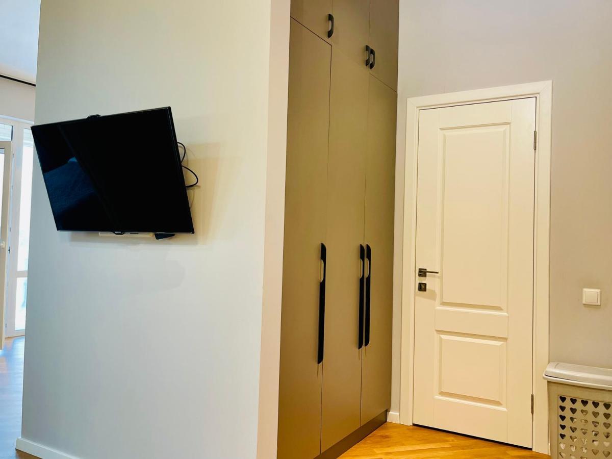 Ferienwohnung Уютная Стильная Квартира Возле Центрального Парка Горького! Almaty Exterior foto